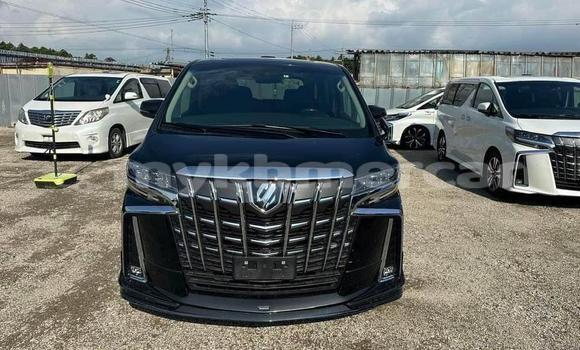 Acheter Occasion Voiture Toyota Alphard Noir à Chbar Mon, Kampong Speu Province Acheter Occasion Voiture Toyota Alphard Noir à Chbar Mon, Kampong Speu Province