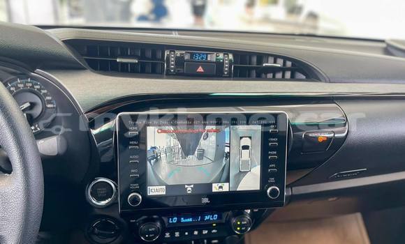 Buy Used Toyota Hiluxe Revo White Car in Bavet in Svay Rieng Province Buy Used Toyota Hiluxe Revo White Car in Bavet in Svay Rieng Province