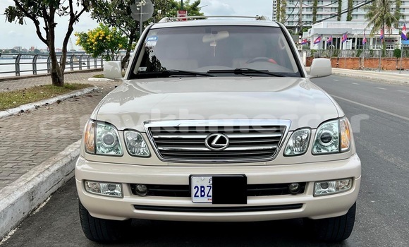 Buy Used Lexus LX White Car in Phnom Penh in Phnom Penh Buy Used Lexus LX White Car in Phnom Penh in Phnom Penh