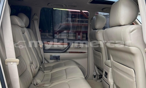 Buy Used Lexus LX White Car in Phnom Penh in Phnom Penh Buy Used Lexus LX White Car in Phnom Penh in Phnom Penh