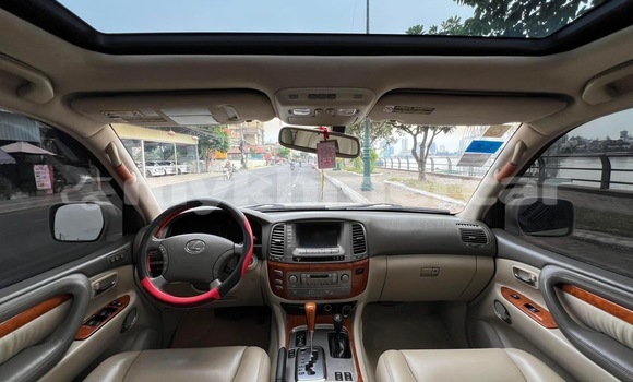 Buy Used Lexus LX White Car in Phnom Penh in Phnom Penh Buy Used Lexus LX White Car in Phnom Penh in Phnom Penh