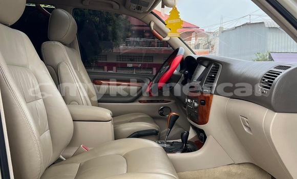 Buy Used Lexus LX White Car in Phnom Penh in Phnom Penh Buy Used Lexus LX White Car in Phnom Penh in Phnom Penh