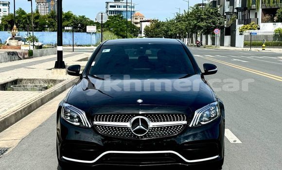 Acheter Occasion Voiture Mercedes-Benz C–Class Noir à Phnom Penh, Phnom Penh Acheter Occasion Voiture Mercedes-Benz C–Class Noir à Phnom Penh, Phnom Penh