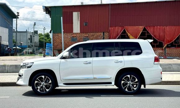 Acheter Occasion Voiture Toyota Land Cruiser Blanc à Phnom Penh, Phnom Penh Acheter Occasion Voiture Toyota Land Cruiser Blanc à Phnom Penh, Phnom Penh