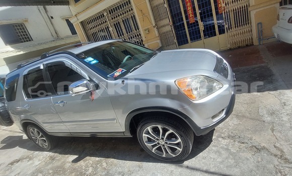 Buy Used Honda CR–V Silver Car in Phnom Penh in Phnom Penh Buy Used Honda CR–V Silver Car in Phnom Penh in Phnom Penh