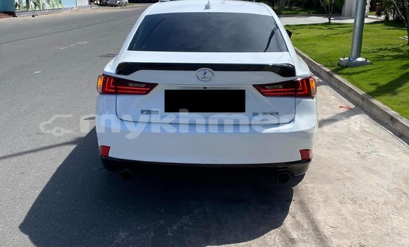 Buy Used Lexus IS White Car in Phnom Penh in Phnom Penh Buy Used Lexus IS White Car in Phnom Penh in Phnom Penh