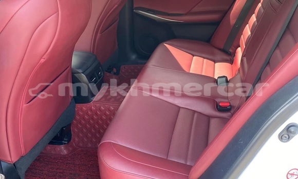 Buy Used Lexus IS White Car in Phnom Penh in Phnom Penh Buy Used Lexus IS White Car in Phnom Penh in Phnom Penh