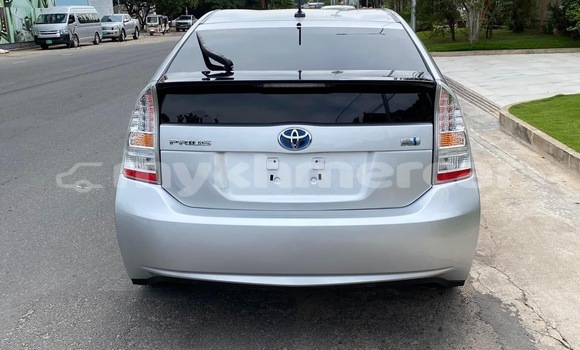 Buy Used Toyota Prius Silver Car in Phnom Penh in Phnom Penh Buy Used Toyota Prius Silver Car in Phnom Penh in Phnom Penh