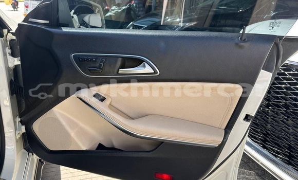 Buy Used Mercedes-Benz C–Class White Car in Phnom Penh in Phnom Penh Buy Used Mercedes-Benz C–Class White Car in Phnom Penh in Phnom Penh