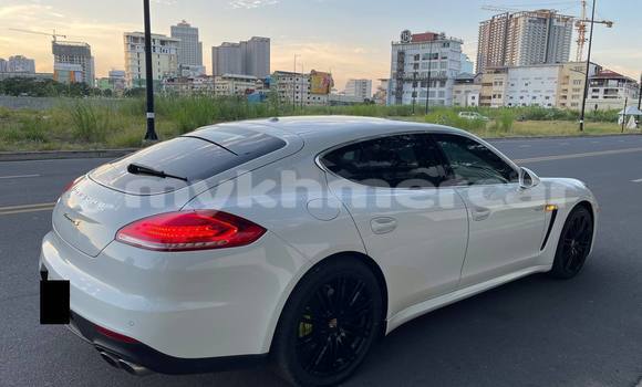 Buy Used Porsche Panamera White Car in Phnom Penh in Phnom Penh Buy Used Porsche Panamera White Car in Phnom Penh in Phnom Penh