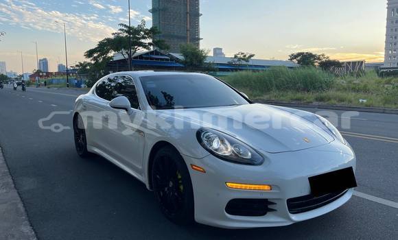 Buy Used Porsche Panamera White Car in Phnom Penh in Phnom Penh Buy Used Porsche Panamera White Car in Phnom Penh in Phnom Penh