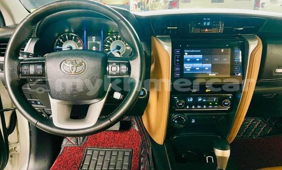 Buy Used Toyota Fortuner White Car in Chbar Mon in Kampong Speu Province Buy Used Toyota Fortuner White Car in Chbar Mon in Kampong Speu Province