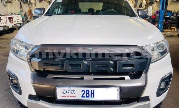 Buy Used Ford Windstar White Car in Bavet in Svay Rieng Province Buy Used Ford Windstar White Car in Bavet in Svay Rieng Province