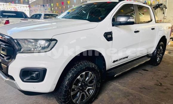 Buy Used Ford Windstar White Car in Bavet in Svay Rieng Province Buy Used Ford Windstar White Car in Bavet in Svay Rieng Province