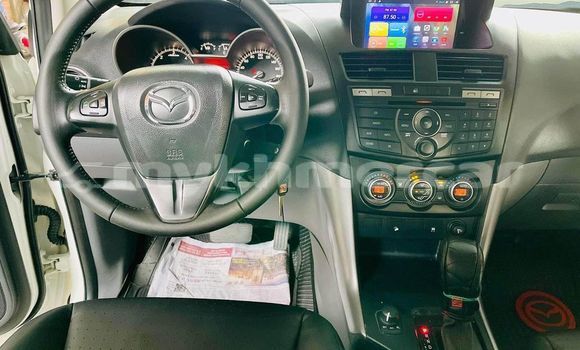 Buy Used Mazda BT-50 White Car in Battambang in Battambang Province Buy Used Mazda BT-50 White Car in Battambang in Battambang Province