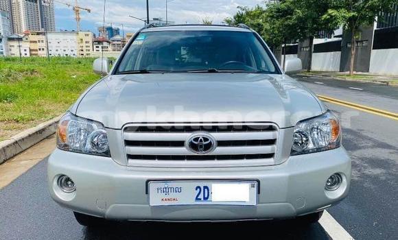 Buy Used Toyota Highlander Other Car in Chbar Mon in Kampong Speu Province Buy Used Toyota Highlander Other Car in Chbar Mon in Kampong Speu Province