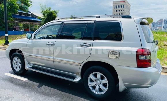 Buy Used Toyota Highlander Other Car in Chbar Mon in Kampong Speu Province Buy Used Toyota Highlander Other Car in Chbar Mon in Kampong Speu Province