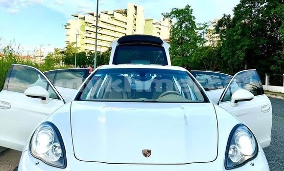 Buy Used Porsche Panamera White Car in Chbar Mon in Kampong Speu Province Buy Used Porsche Panamera White Car in Chbar Mon in Kampong Speu Province