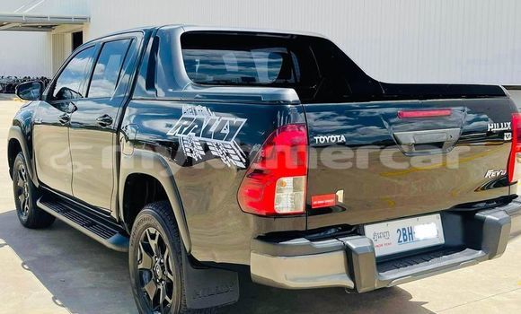 Buy Used Toyota Hiluxe Revo Black Car in Bavet in Svay Rieng Province Buy Used Toyota Hiluxe Revo Black Car in Bavet in Svay Rieng Province