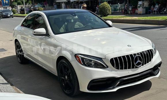 Buy Used Mercedes-Benz C-Classe White Car in Chbar Mon in Kampong Speu Province Buy Used Mercedes-Benz C-Classe White Car in Chbar Mon in Kampong Speu Province