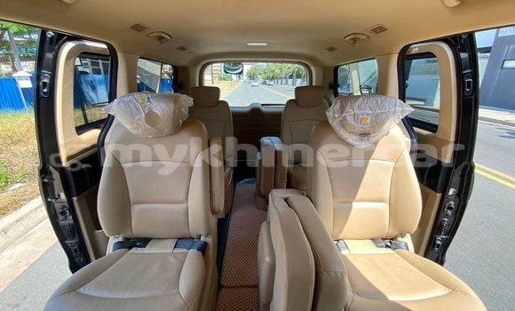 Buy Used Hyundai H1 Black Car in Chbar Mon in Kampong Speu Province Buy Used Hyundai H1 Black Car in Chbar Mon in Kampong Speu Province