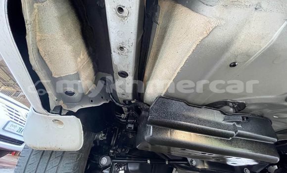 Acheter Occasion Voiture Toyota Highlander Blanc à Phnom Penh, Phnom Penh Acheter Occasion Voiture Toyota Highlander Blanc à Phnom Penh, Phnom Penh