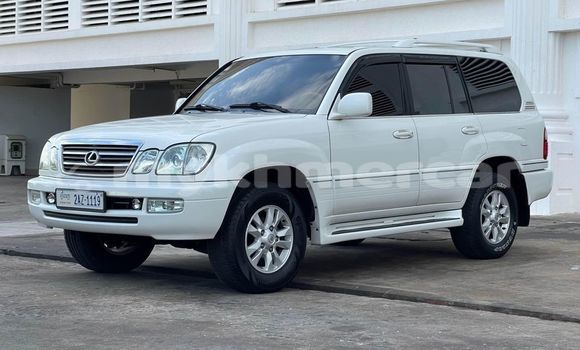 Buy Used Lexus LX 570 White Car in Chbar Mon in Kampong Speu Province Buy Used Lexus LX 570 White Car in Chbar Mon in Kampong Speu Province