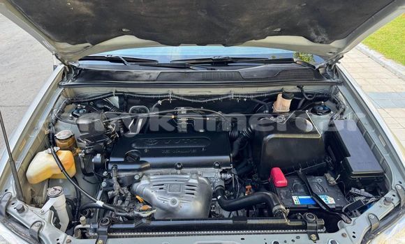 Buy Used Toyota Highlander Other Car in Chbar Mon in Kampong Speu Province Buy Used Toyota Highlander Other Car in Chbar Mon in Kampong Speu Province