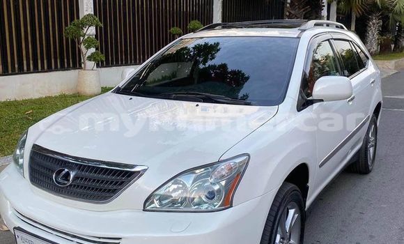 Acheter Occasion Voiture Lexus RX Blanc à Bavet, Svay Rieng Province Acheter Occasion Voiture Lexus RX Blanc à Bavet, Svay Rieng Province