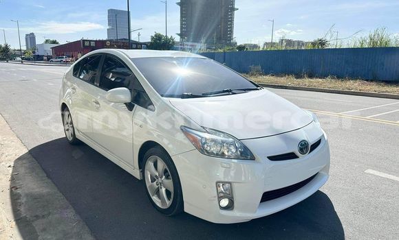Acheter Occasion Voiture Toyota Prius Blanc à Banteay Meanchey, Banteay Meanchey Province Acheter Occasion Voiture Toyota Prius Blanc à Banteay Meanchey, Banteay Meanchey Province