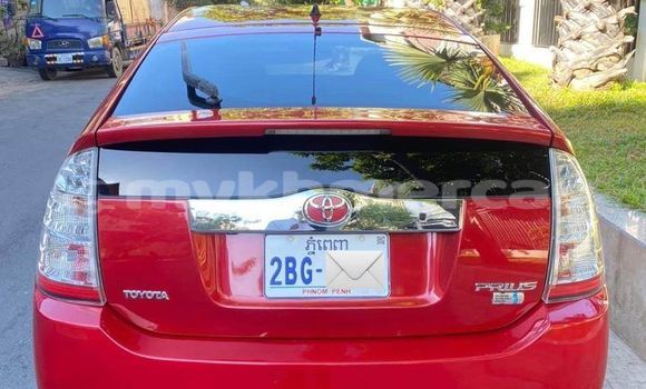 Acheter Occasion Voiture Toyota Prius Rouge à Battambang, Battambang Province Acheter Occasion Voiture Toyota Prius Rouge à Battambang, Battambang Province