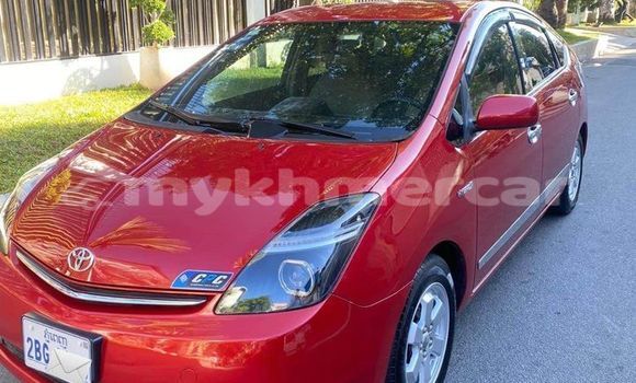 Acheter Occasion Voiture Toyota Prius Rouge à Battambang, Battambang Province Acheter Occasion Voiture Toyota Prius Rouge à Battambang, Battambang Province