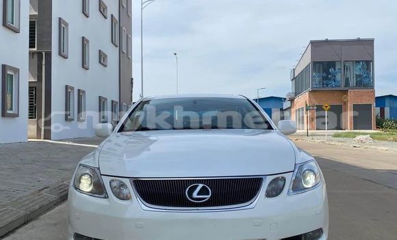 Buy Used Lexus GS White Car in Chbar Mon in Kampong Speu Province