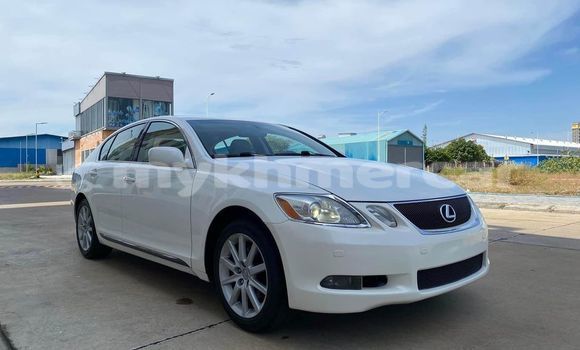 Acheter Occasion Voiture Lexus GS Blanc à Chbar Mon, Kampong Speu Province Acheter Occasion Voiture Lexus GS Blanc à Chbar Mon, Kampong Speu Province