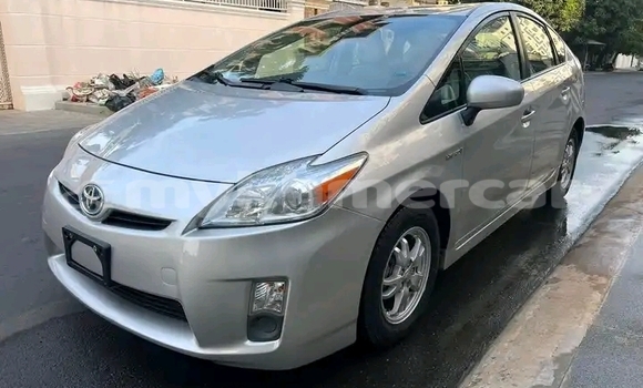 Buy Used Toyota Prius Beige Car in Poipet in Banteay Meanchey Province Buy Used Toyota Prius Beige Car in Poipet in Banteay Meanchey Province