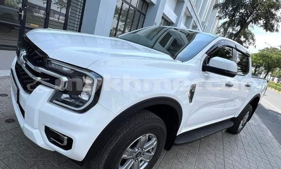 Acheter Occasion Voiture Ford Ranger Blanc à Chbar Mon, Kampong Speu Province Acheter Occasion Voiture Ford Ranger Blanc à Chbar Mon, Kampong Speu Province