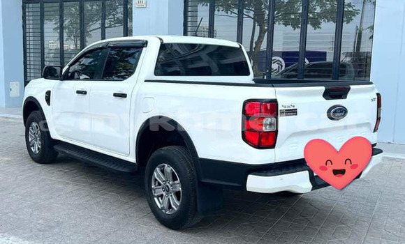Acheter Occasion Voiture Ford Ranger Blanc à Chbar Mon, Kampong Speu Province Acheter Occasion Voiture Ford Ranger Blanc à Chbar Mon, Kampong Speu Province
