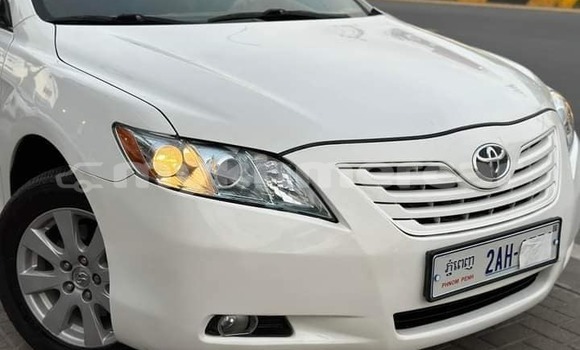 Acheter Occasion Voiture Toyota Camry Blanc à Bavet, Svay Rieng Province Acheter Occasion Voiture Toyota Camry Blanc à Bavet, Svay Rieng Province