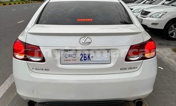 Acheter Occasion Voiture Toyota GT86 Blanc à Chbar Mon, Kampong Speu Province Acheter Occasion Voiture Toyota GT86 Blanc à Chbar Mon, Kampong Speu Province