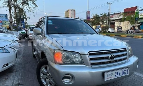 Acheter Occasion Voiture Toyota RAV4 Autre à Chbar Mon, Kampong Speu Province Acheter Occasion Voiture Toyota RAV4 Autre à Chbar Mon, Kampong Speu Province