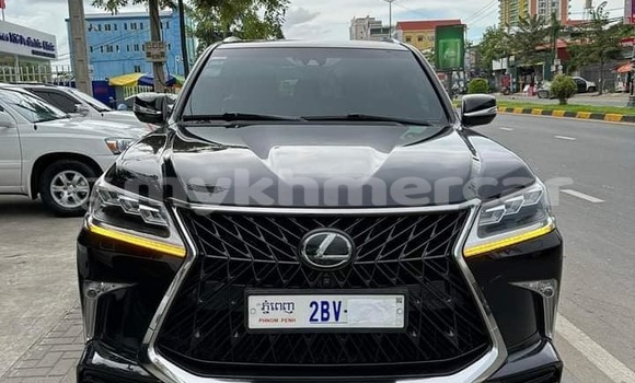 Acheter Occasion Voiture Lexus LX 570 Noir à Bavet, Svay Rieng Province Acheter Occasion Voiture Lexus LX 570 Noir à Bavet, Svay Rieng Province