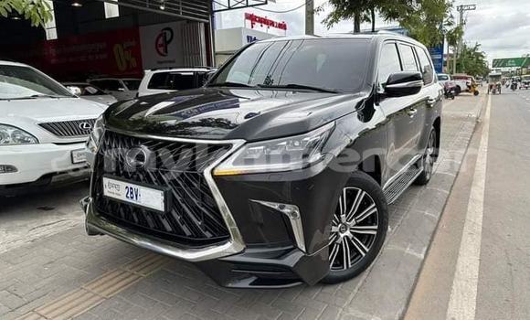 Acheter Occasion Voiture Lexus LX 570 Noir à Bavet, Svay Rieng Province Acheter Occasion Voiture Lexus LX 570 Noir à Bavet, Svay Rieng Province