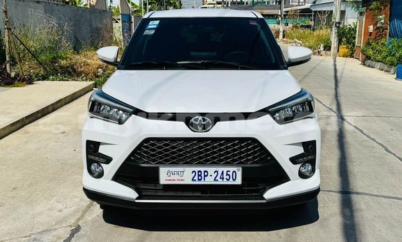 Buy Used Toyota RAV4 Other Car in Chbar Mon in Kampong Speu Province Buy Used Toyota RAV4 Other Car in Chbar Mon in Kampong Speu Province