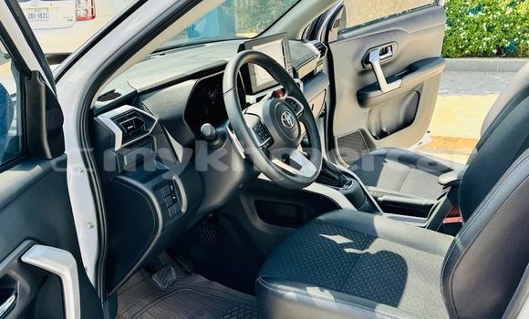 Buy Used Toyota RAV4 Other Car in Chbar Mon in Kampong Speu Province Buy Used Toyota RAV4 Other Car in Chbar Mon in Kampong Speu Province