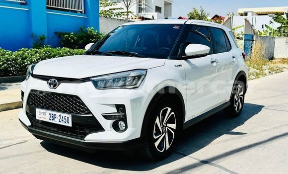 Buy Used Toyota RAV4 Other Car in Chbar Mon in Kampong Speu Province Buy Used Toyota RAV4 Other Car in Chbar Mon in Kampong Speu Province