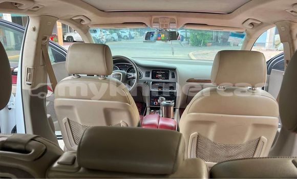 Buy Used Audi Q7 White Car in Chbar Mon in Kampong Speu Province Buy Used Audi Q7 White Car in Chbar Mon in Kampong Speu Province