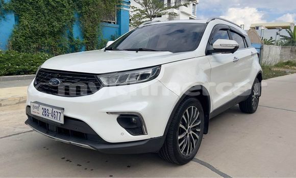Buy Used Ford Territory White Car in Chbar Mon in Kampong Speu Province Buy Used Ford Territory White Car in Chbar Mon in Kampong Speu Province