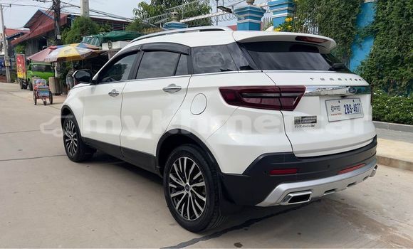 Buy Used Ford Territory White Car in Chbar Mon in Kampong Speu Province Buy Used Ford Territory White Car in Chbar Mon in Kampong Speu Province