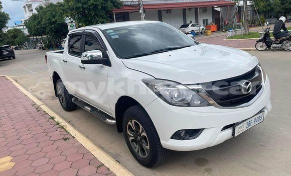 Buy Used Mazda BT-50 White Car in Chbar Mon in Kampong Speu Province Buy Used Mazda BT-50 White Car in Chbar Mon in Kampong Speu Province