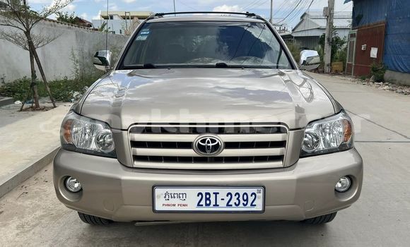 Buy Used Toyota Highlander Other Car in Battambang in Battambang Province Buy Used Toyota Highlander Other Car in Battambang in Battambang Province